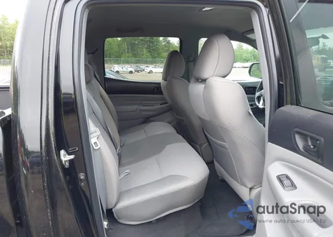 2015 Toyota Tacoma Base V6 из США, поврежденный, VIN 3TMLU4EN2FM202275